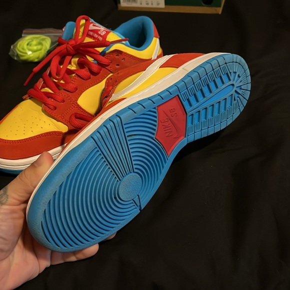 Nike - Picture 5 of 6